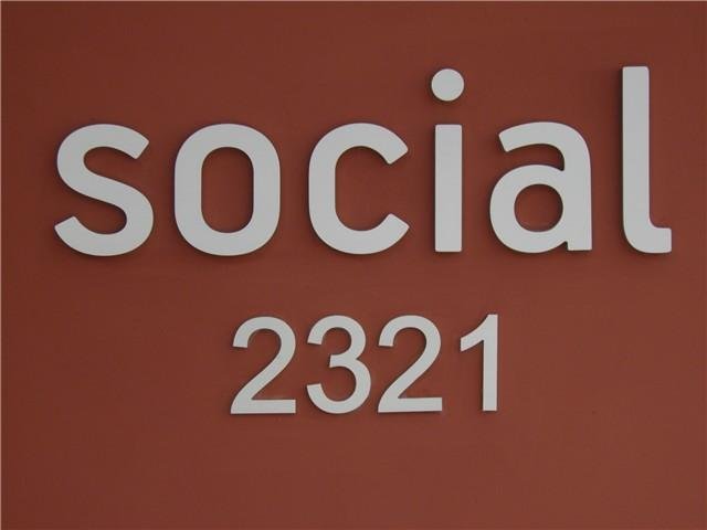 Social 2321 SCOTIA V5T 0A8