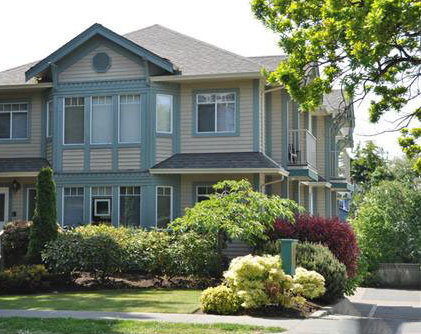 113 Superior Victoria BC Building Exterior!