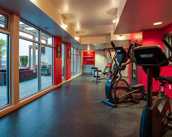 1350 St Paul St, Kelowna, BC V1Y 2E1, Canada Gym!