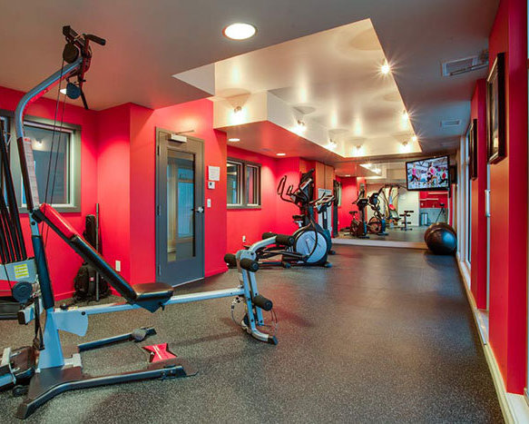 1350 St Paul St, Kelowna, BC V1Y 2E1, Canada Gym!