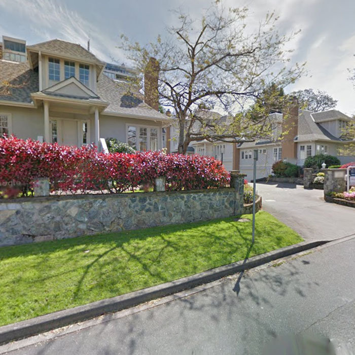 1027 Belmont Ave, Victoria, BC V8S 3T4, Canada Street View!