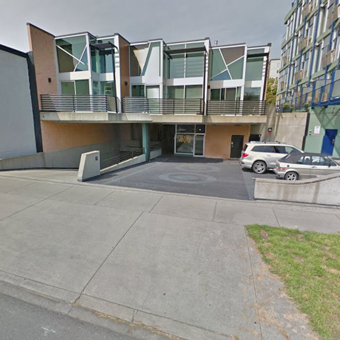 1030 Meares Street, Victoria, BC V8V 5A5, Canada Street View!