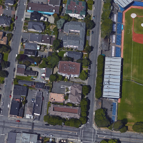 1039 Caledonia Avenue, Victoria, BC!