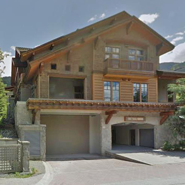 2202 Gondola Way, Whistler, BC!