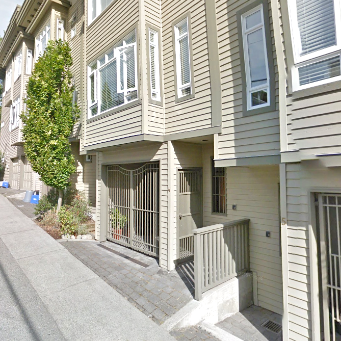 Carriage Gate Lane - 119 E 6 St, North Vancouver, BC!