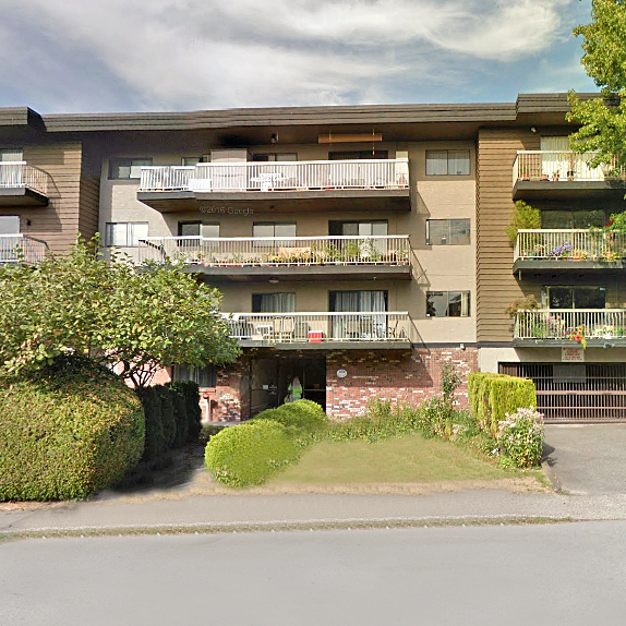 Lorraine Place - 330 W 2 St, North Vancouver, BC!