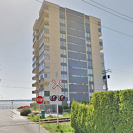 Seawalk Place - 111 18 St, West Vancouver, BC!