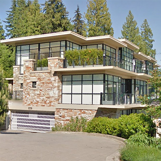 The Properties - Typical part of the complex!