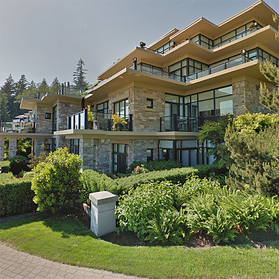 The Properties - Typical part of the complex!