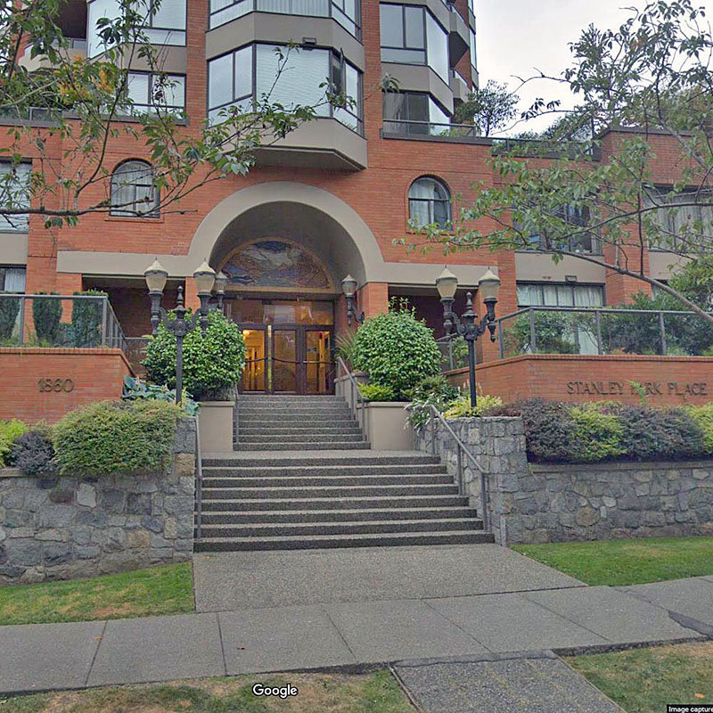 Stanley Park Place - 1860 Robson St.!