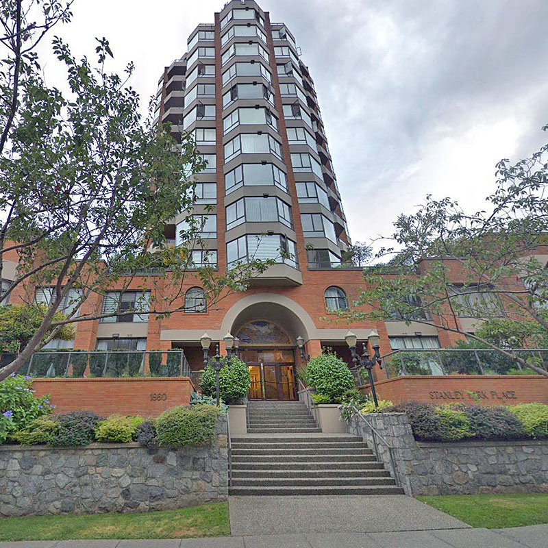 Stanley Park Place - 1860 Robson St.!