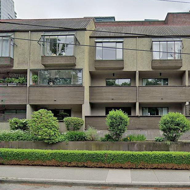 The Nelson at 1070 Nelson St - Typical part of the complex!