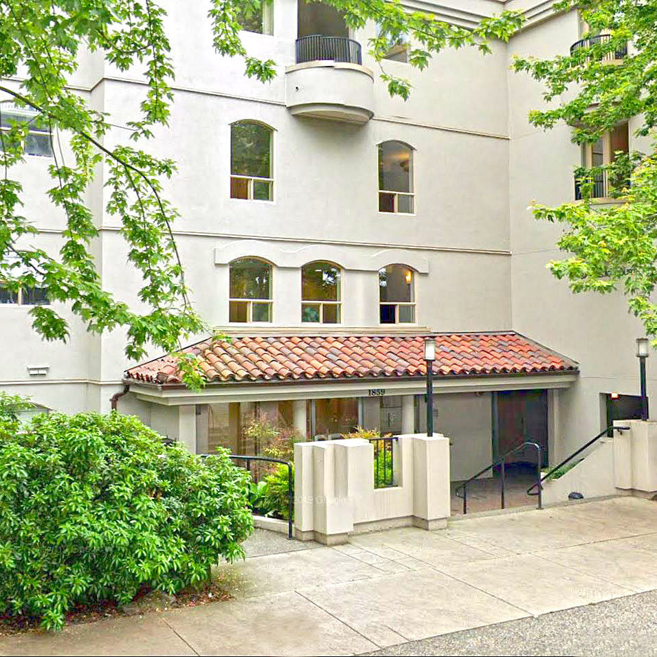 San Remo Court - 1859 Spyglass Place - Typical part of the building!