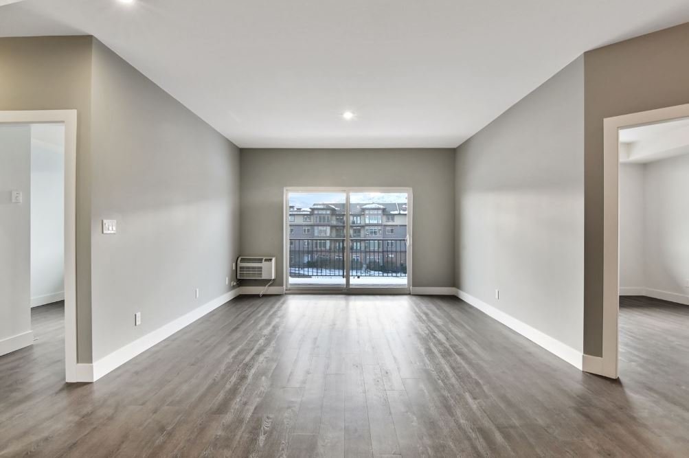 Gellatly Parc - 4215 Gellatly Road!