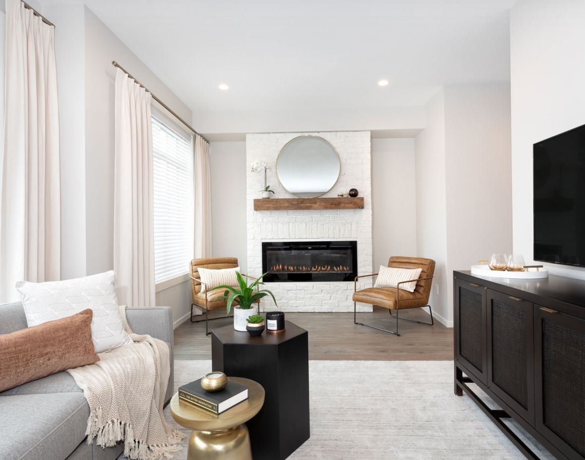 Fraser Hill - 17577 100 Ave - Display!