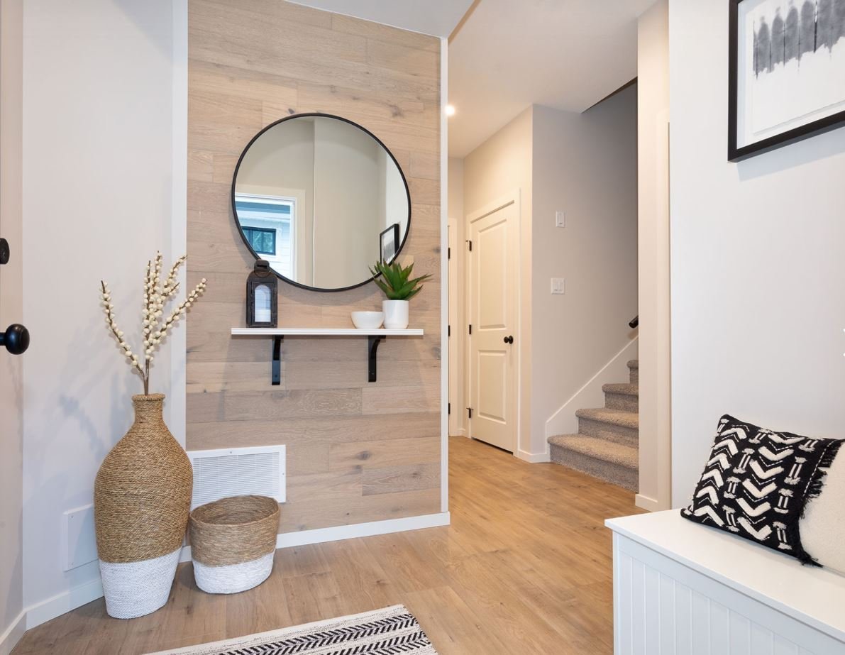 Fraser Hill - 17577 100 Ave - Display!