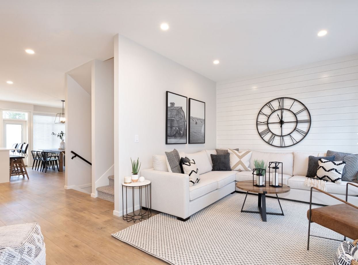 Fraser Hill - 17577 100 Ave - Display!