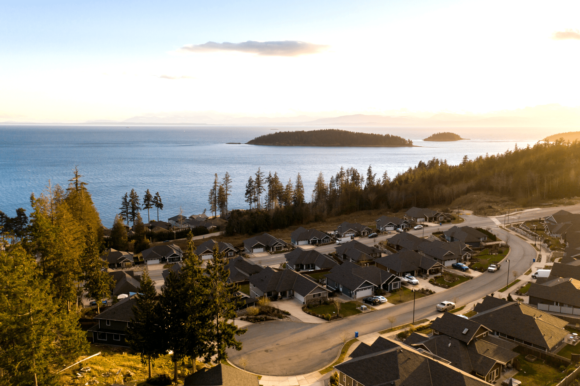 SilverStone Heights - 6050 Cowrie Street, Sechelt, BC V7Z 0S4, Canada!