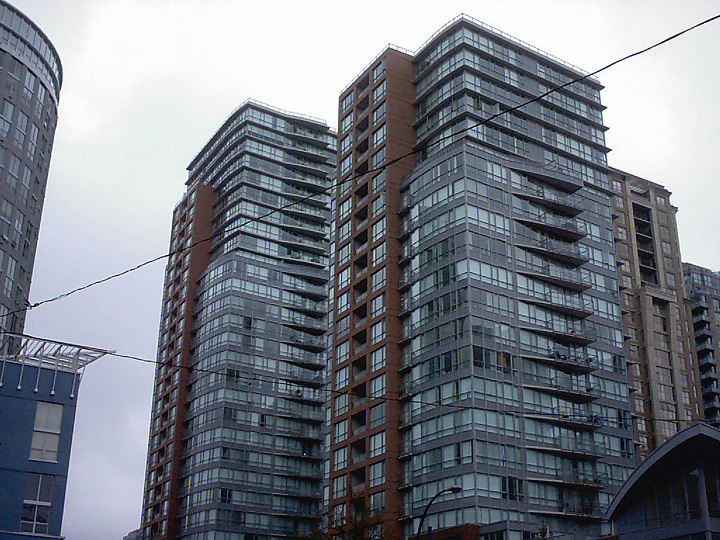 Main Image for Metropolitan Towers North, 930 Seymour