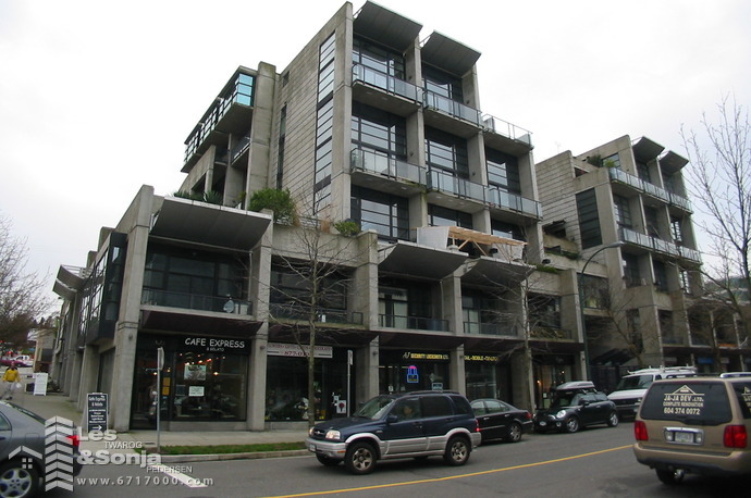  412 W 8th  Ave, Vancouver