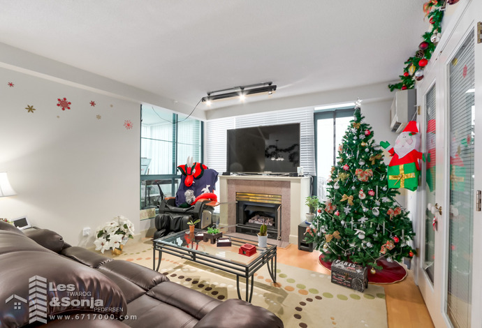 # 604 1159 MAIN Street, Vancouver - photo by Pixilink Solutions