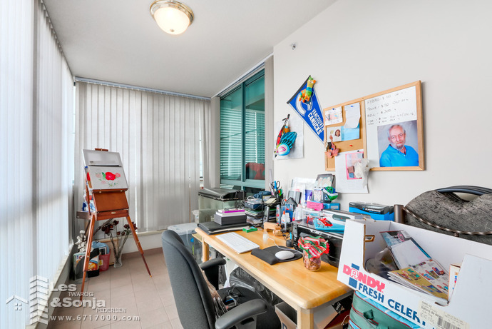 # 604 1159 MAIN Street, Vancouver - photo by Pixilink Solutions