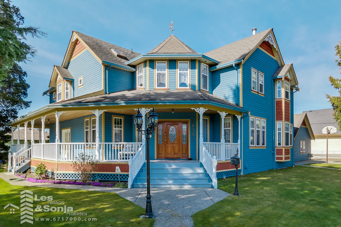  10391 DENNIS Crescent , Richmond - photo by Pixilink Solutions