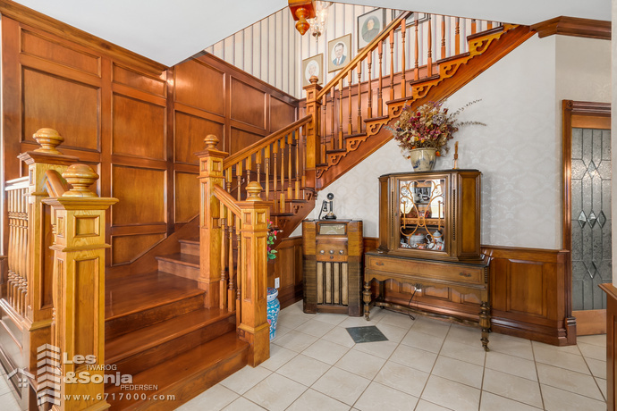  10391 DENNIS Crescent , Richmond - photo by Pixilink Solutions